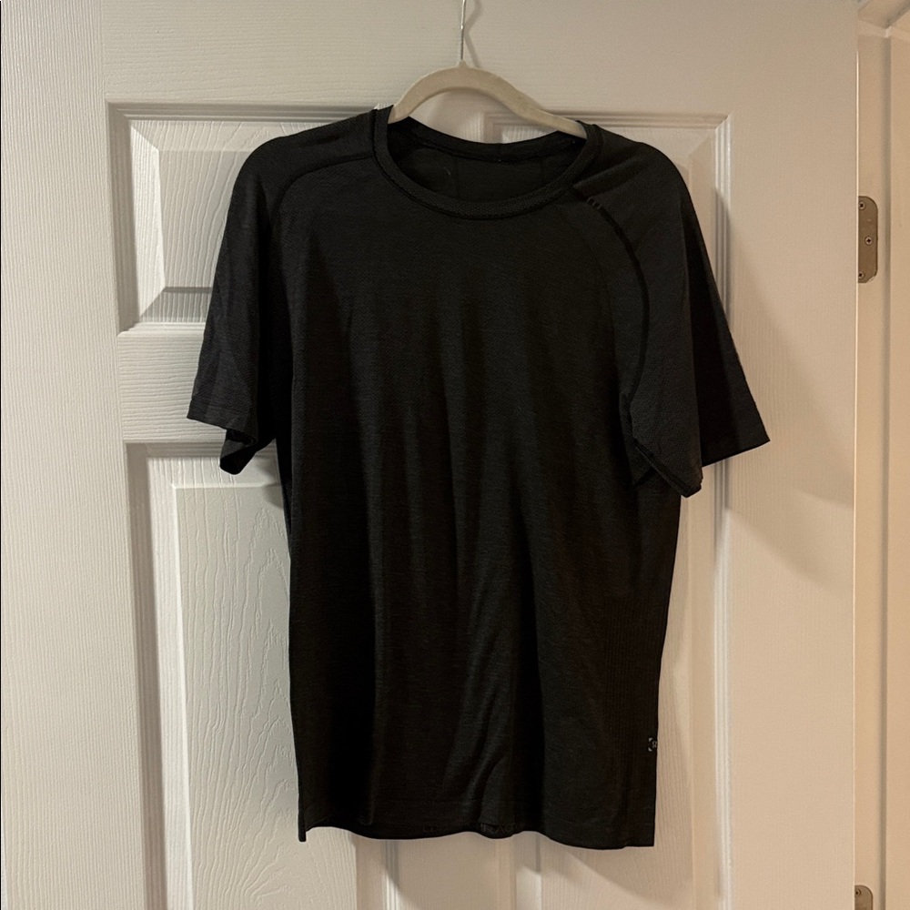 lululemon athletica Charcoal Short Sleeve Tee